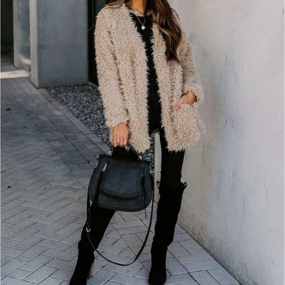 Ivory shaggy faux fur coat - Picture 4 of 4